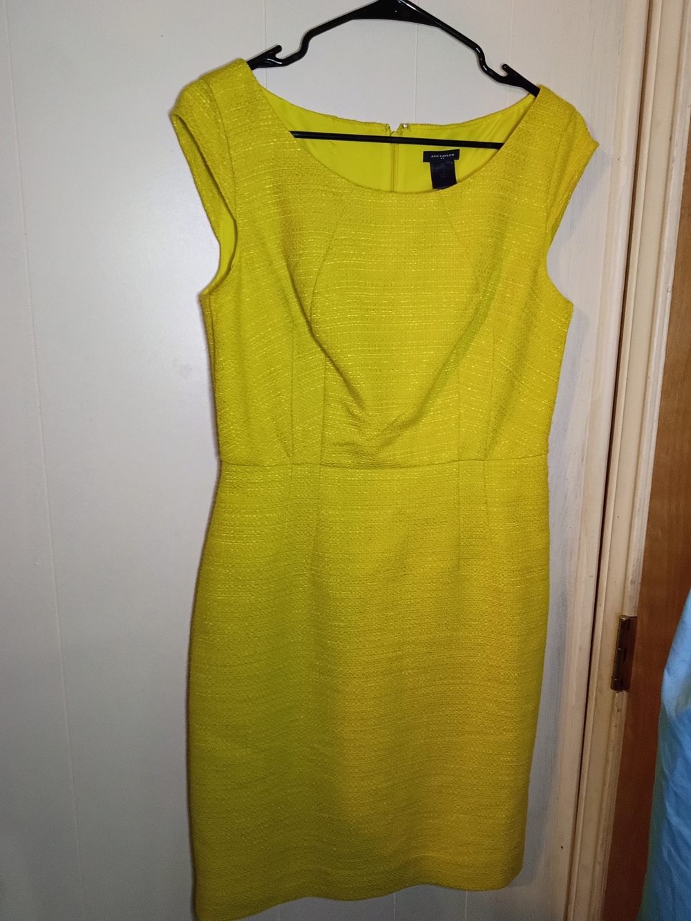 Ann Taylor Bright Yellow Green Cap-Sleeve Sheath Dress